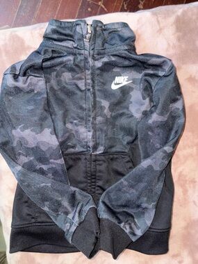 Nike Kids Black & Gray Camo Zip-Up Jacket